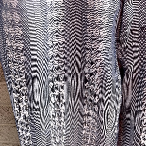 Levi’s Sta Prest 70s Blue and White Patterned Pants- size 10/12 women’s - Picture 4 of 7